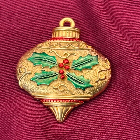 VTG JJ Gold-Tone Christmas Ornament Brooch - Picture 10 of 12